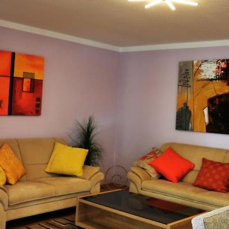 Tolle, Gemutliche, Voll Moblierte 3 Zimmer Wohnung. Baden-Baden Buitenkant foto