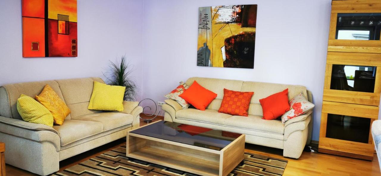 Tolle, Gemutliche, Voll Moblierte 3 Zimmer Wohnung. Baden-Baden Buitenkant foto