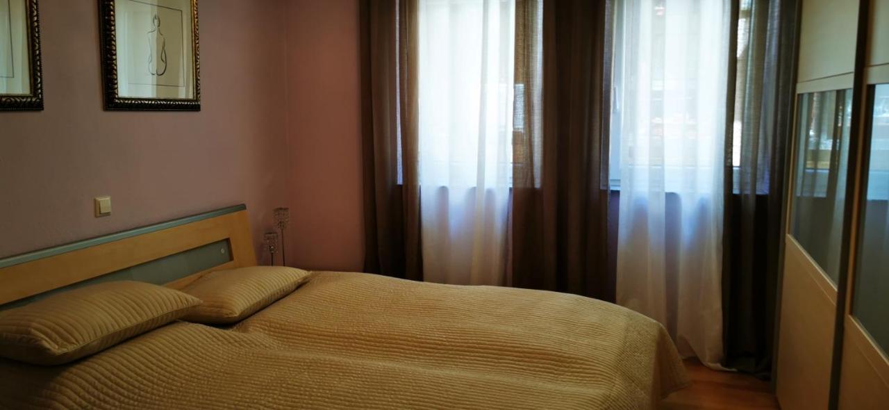 Tolle, Gemutliche, Voll Moblierte 3 Zimmer Wohnung. Baden-Baden Buitenkant foto