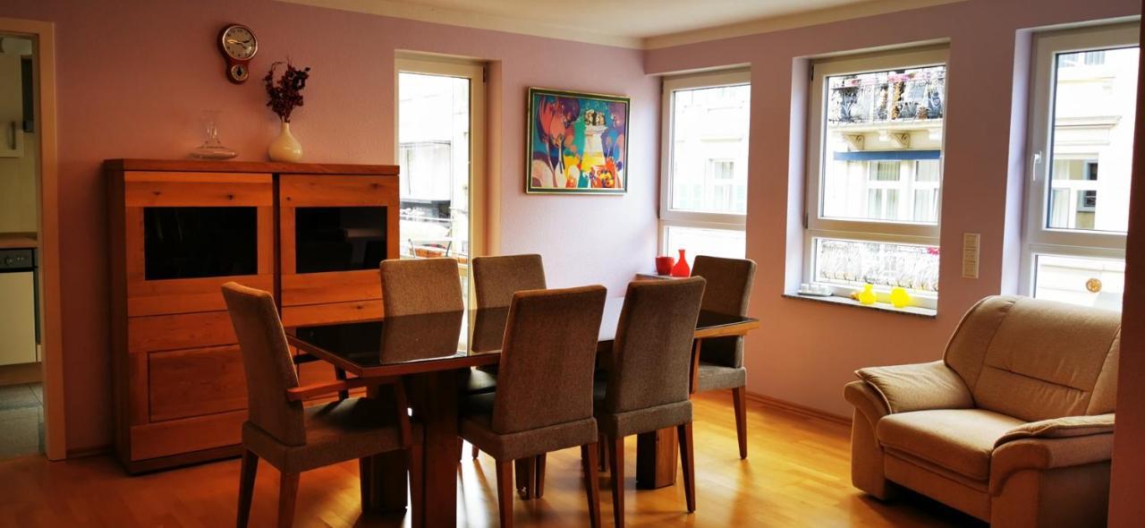 Tolle, Gemutliche, Voll Moblierte 3 Zimmer Wohnung. Baden-Baden Buitenkant foto